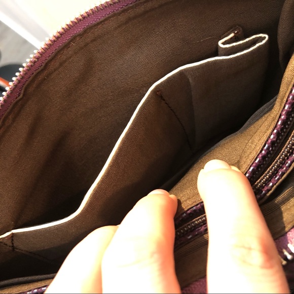 Purple faux snake print cross body purse - Picture 8 of 8